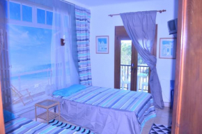 Hotels in Cala Figuera
